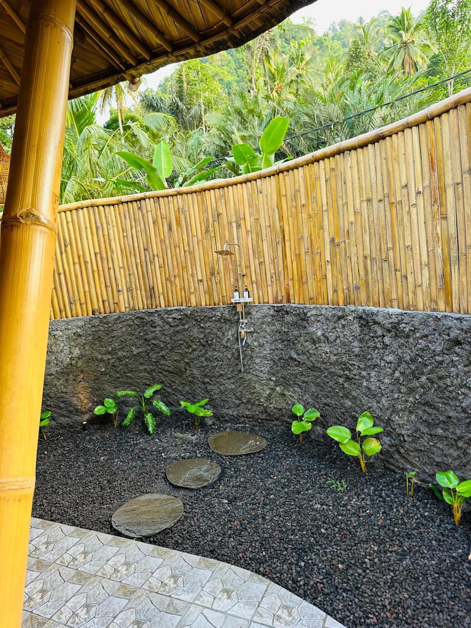サイドメン Bamboo House - Ecobreezeヴィラ エクステリア 写真